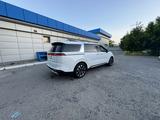 Kia Carnival 2021 годаfor22 000 000 тг. в Шымкент – фото 2