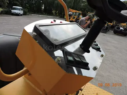 Bomag  асфальтный вибрационный тандемный двухвальцовый каток 3 тонны lgzt 2021 года за 9 300 000 тг. в Алматы – фото 45