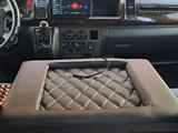 Toyota Hiace 2012 года за 13 000 000 тг. в Актау – фото 3