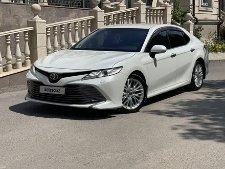 Toyota Camry 2019 года за 14 200 000 тг. в Караганда – фото 6