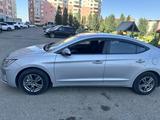 Hyundai Elantra 2019 годаfor8 400 000 тг. в Усть-Каменогорск – фото 4