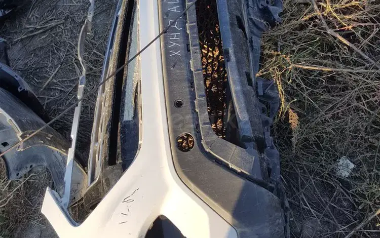 Бампер передний за 20 000 тг. в Алматы