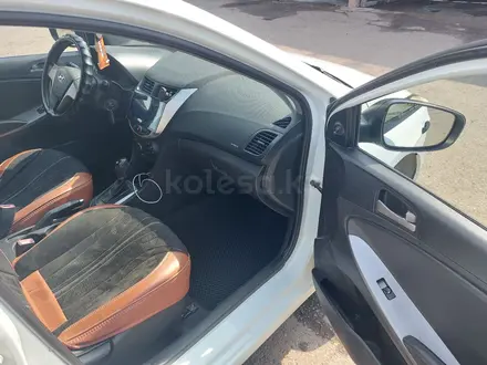 Hyundai Accent 2015 годаүшін4 800 000 тг. в Алматы – фото 14