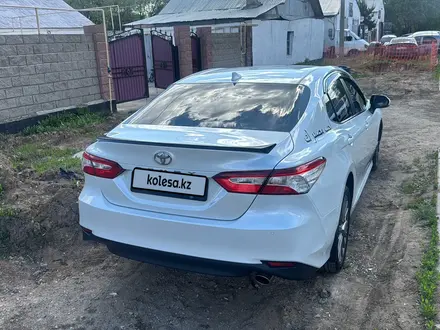 Toyota Camry 2019 года за 12 400 000 тг. в Астана – фото 4
