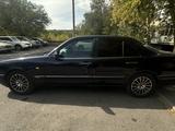Mercedes-Benz E 230 1996 годаүшін1 800 000 тг. в Караганда – фото 2