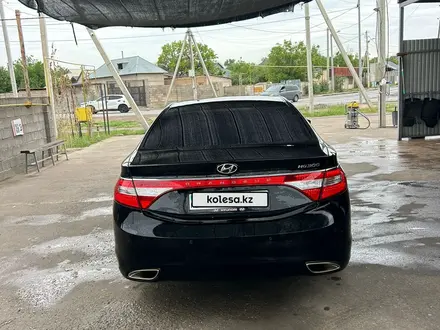 Hyundai Grandeur 2013 года за 8 500 000 тг. в Шымкент – фото 4