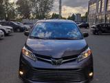 Toyota Sienna 2019 года за 17 000 000 тг. в Алматы
