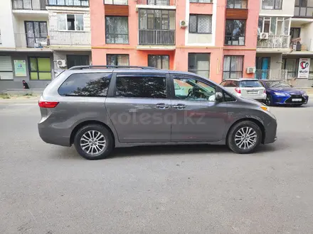 Toyota Sienna 2019 года за 17 000 000 тг. в Алматы – фото 3