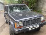 Jeep Cherokee 1993 года за 3 400 000 тг. в Алматы