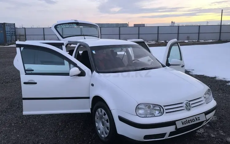 Volkswagen Golf 2008 года за 3 000 000 тг. в Астана