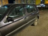 Volkswagen Golf 1993 годаүшін550 000 тг. в Астана – фото 2