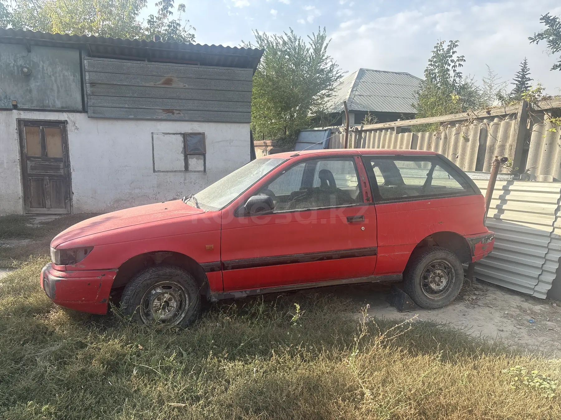 Mitsubishi Colt, 1990
