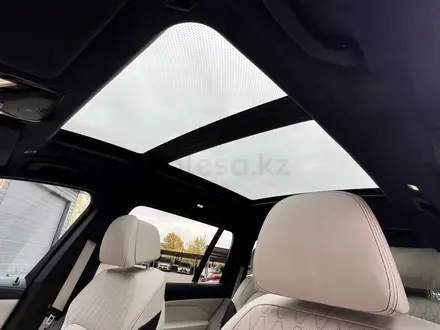 BMW X7 2021 года за 40 295 000 тг. в Караганда – фото 20