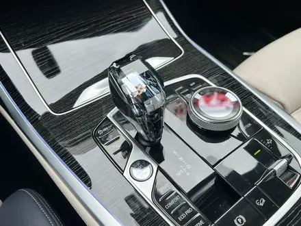 BMW X7 2021 года за 40 295 000 тг. в Караганда – фото 19