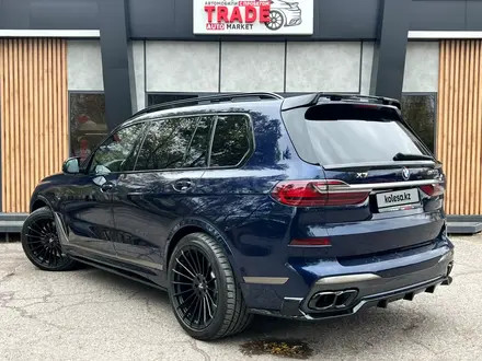 BMW X7 2021 года за 40 295 000 тг. в Караганда – фото 4