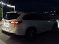 Toyota Highlander 2016 года за 11 200 000 тг. в Актау – фото 3