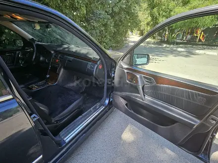 Mercedes-Benz E 280 1999 года за 4 500 000 тг. в Алматы – фото 10