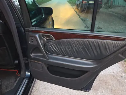 Mercedes-Benz E 280 1999 года за 4 500 000 тг. в Алматы – фото 15