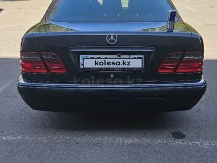 Mercedes-Benz E 280 1999 года за 4 500 000 тг. в Алматы – фото 4
