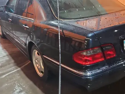 Mercedes-Benz E 280 1999 года за 4 500 000 тг. в Алматы – фото 8
