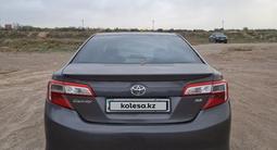 Toyota Camry 2014 года за 7 600 000 тг. в Астана – фото 2