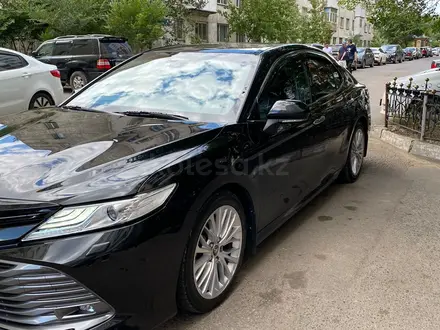 Toyota Camry 2020 года за 13 500 000 тг. в Астана – фото 4