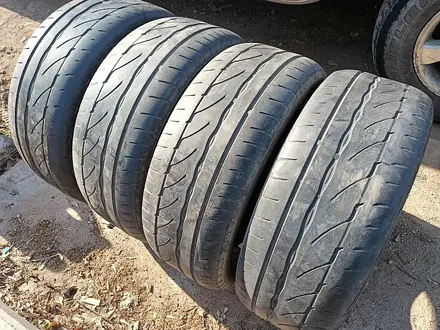 Шины 225/55 R17 — "Bridgestone Potenza RE002" (Индонезия), летние за 75 000 тг. в Астана – фото 2