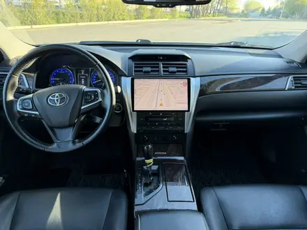Toyota Camry 2015 года за 11 500 000 тг. в Уральск – фото 11