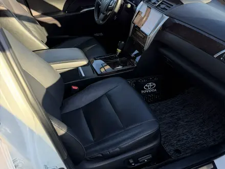 Toyota Camry 2015 года за 11 500 000 тг. в Уральск – фото 7