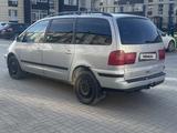Volkswagen Sharan 2002 годаүшін2 300 000 тг. в Актобе – фото 4