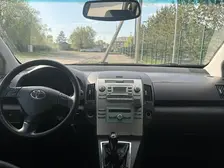 Toyota Corolla, 2004