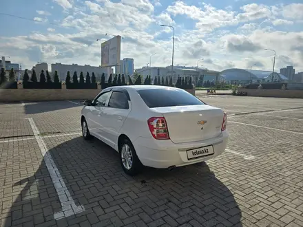 Chevrolet Cobalt 2022 года за 6 200 000 тг. в Караганда – фото 3