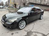 BMW 525 2005 года за 6 300 000 тг. в Алматы – фото 3