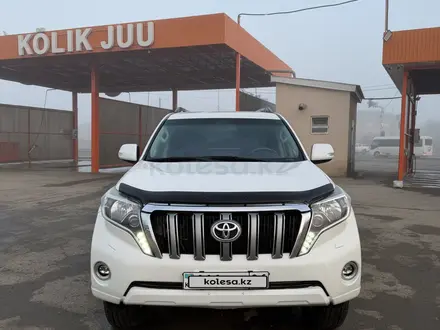 Toyota Land Cruiser Prado 2013 года за 14 000 000 тг. в Атырау – фото 2