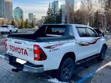 Toyota Hilux 2021 года за 20 200 000 тг. в Астана – фото 2