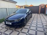 Kia Optima 2018 года за 8 000 000 тг. в Атырау – фото 3