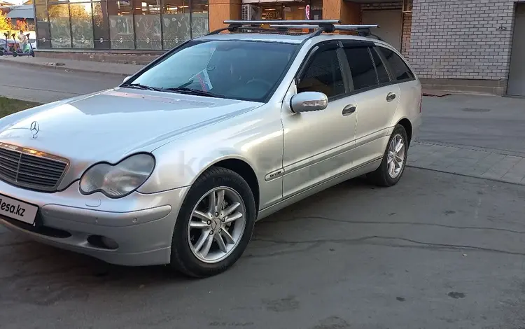 Mercedes-Benz C 200 2002 года за 5 100 000 тг. в Петропавловск