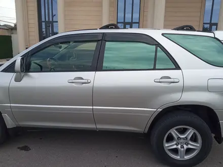 Lexus RX 300 2001 года за 6 200 000 тг. в Шымкент – фото 2