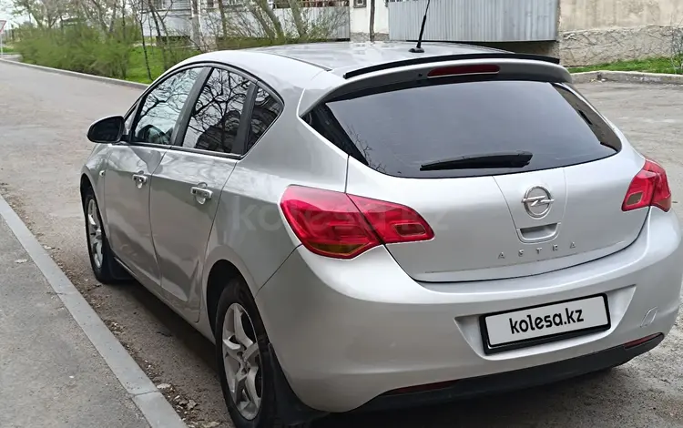 Opel Astra 2010 годаүшін3 400 000 тг. в Алматы
