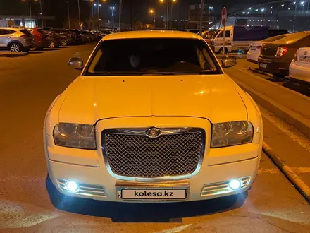 Chrysler 300C 2008 года за 6 500 000 тг. в Алматы – фото 8