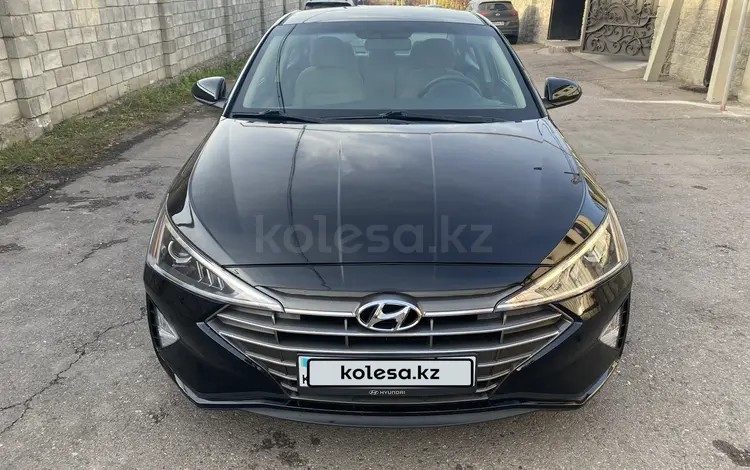 Hyundai Elantra 2019 года за 8 600 000 тг. в Алматы