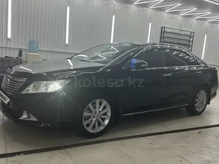 Toyota Camry 2012 года за 9 500 000 тг. в Усть-Каменогорск – фото 2