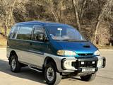 Mitsubishi Delica 1997 годаүшін4 500 000 тг. в Алматы – фото 4