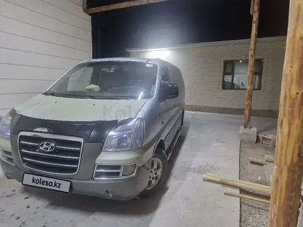 Hyundai Starex 2004 года за 3 000 000 тг. в Туркестан – фото 2