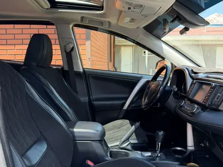 Toyota RAV4 2018 года за 10 700 000 тг. в Алматы – фото 8