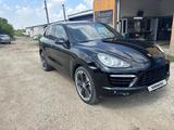 Porsche Cayenne 2011 года за 13 000 000 тг. в Актобе – фото 2