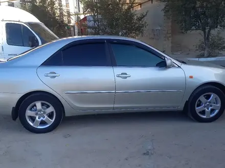 Toyota Camry 2003 года за 6 200 000 тг. в Жанаозен – фото 10