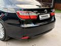 Toyota Camry 2015 года за 11 100 000 тг. в Костанай – фото 14