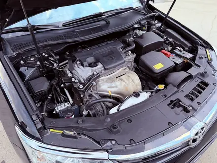 Toyota Camry 2015 года за 11 100 000 тг. в Костанай – фото 36