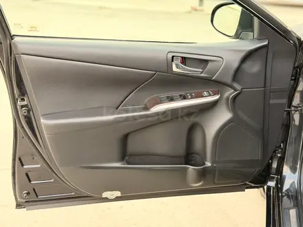 Toyota Camry 2015 года за 11 100 000 тг. в Костанай – фото 38